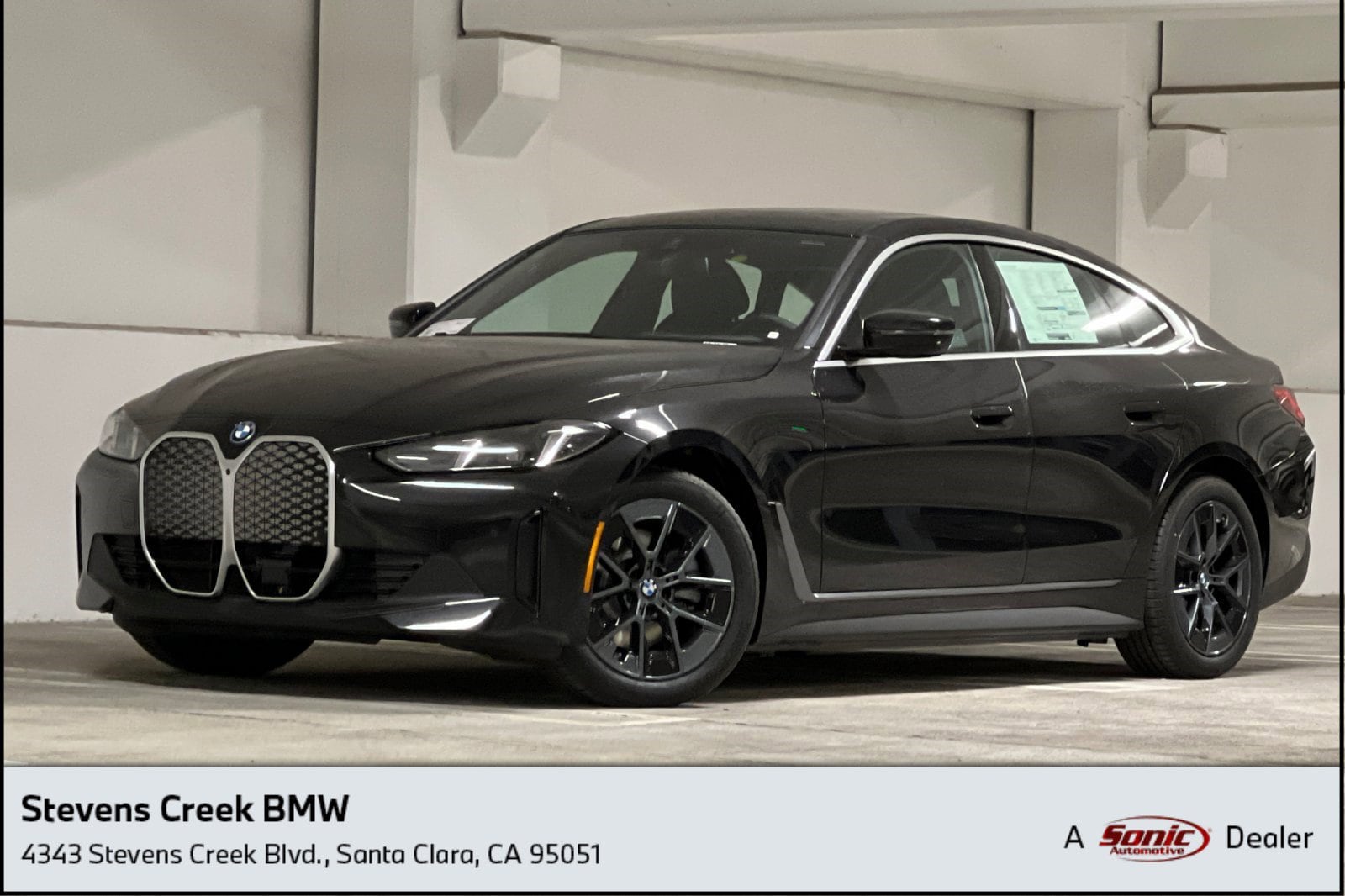 2025 BMW i4 40's photo