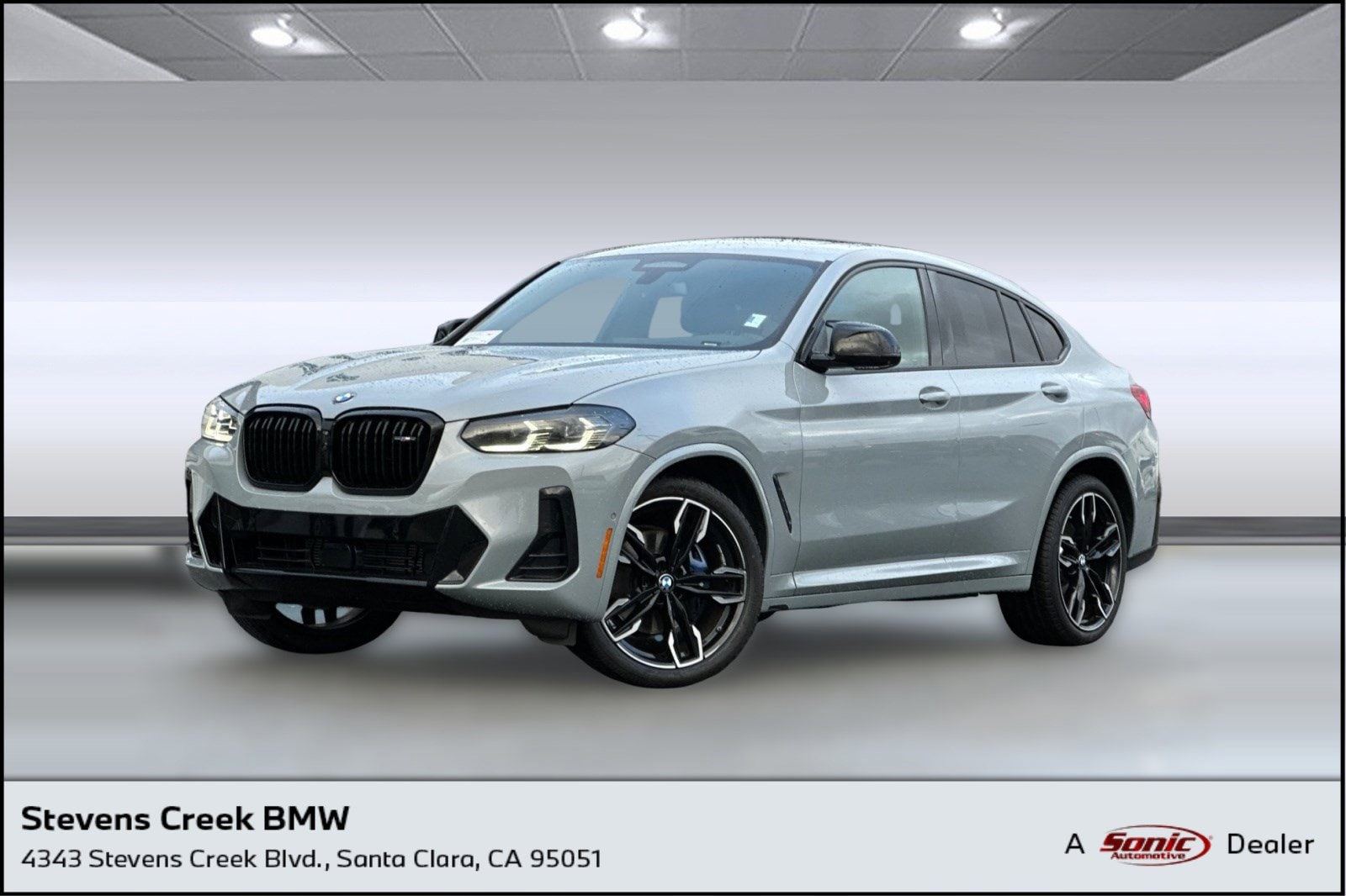 2022 BMW X4 M40i's photo