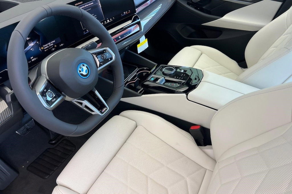 New 2026 BMW i5 xDrive40 Sedan