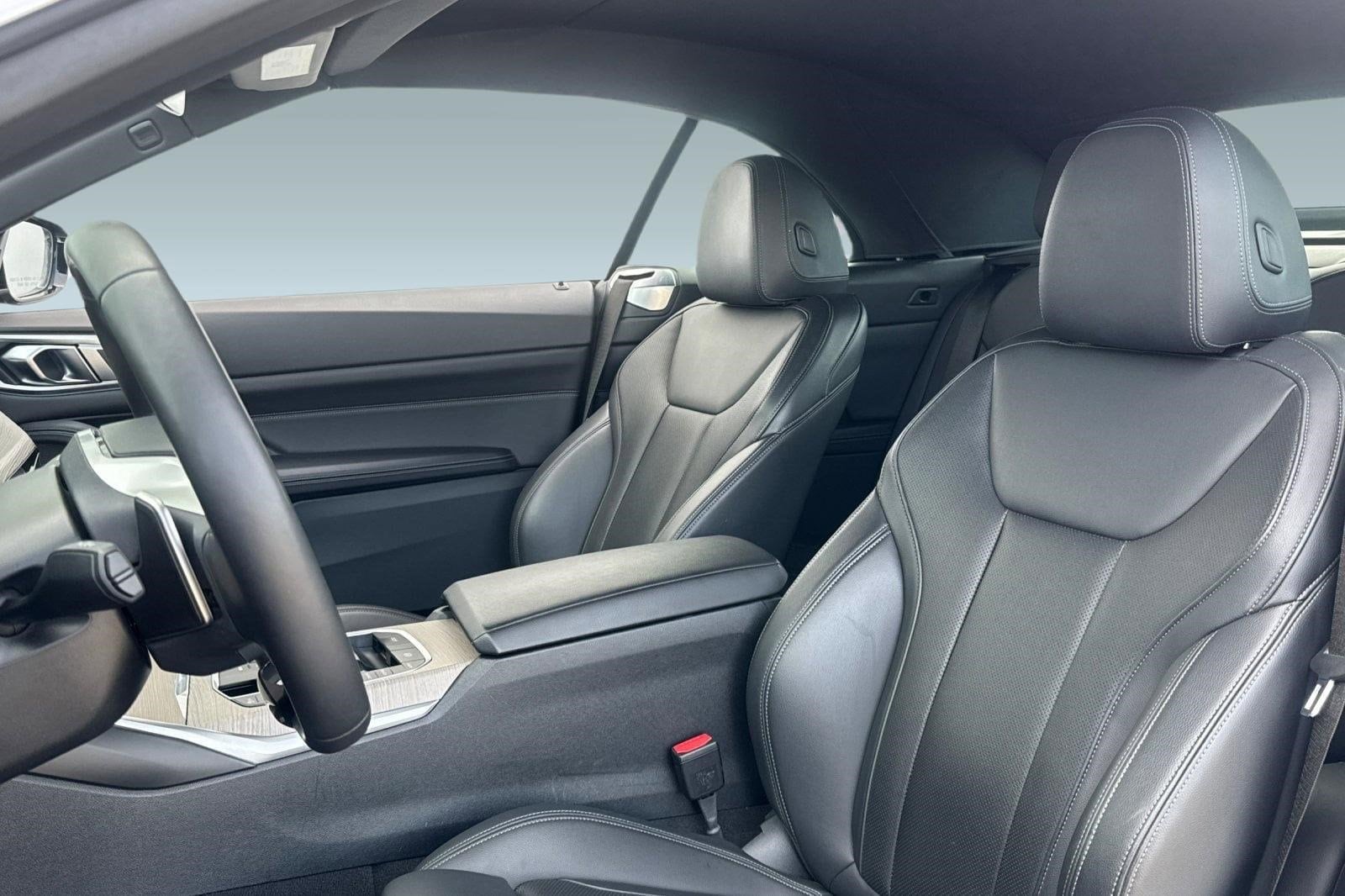 2025 BMW 430i xDrive photo 4