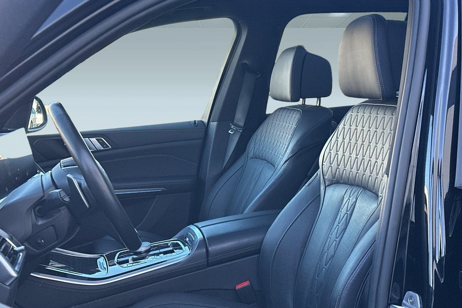 2025 BMW X5 PHEV xDrive50e photo 4