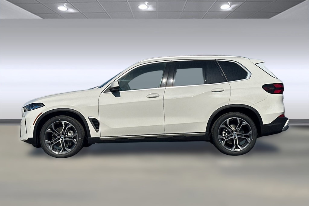 New 2026 BMW X5 xDrive40i SUV