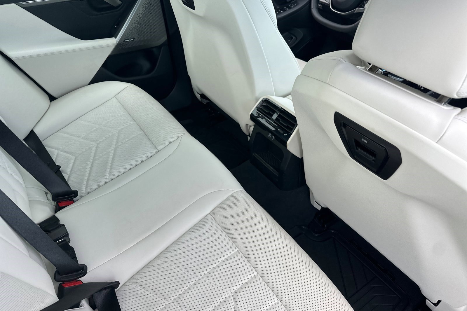 2025 BMW i5 40 - Photo 30