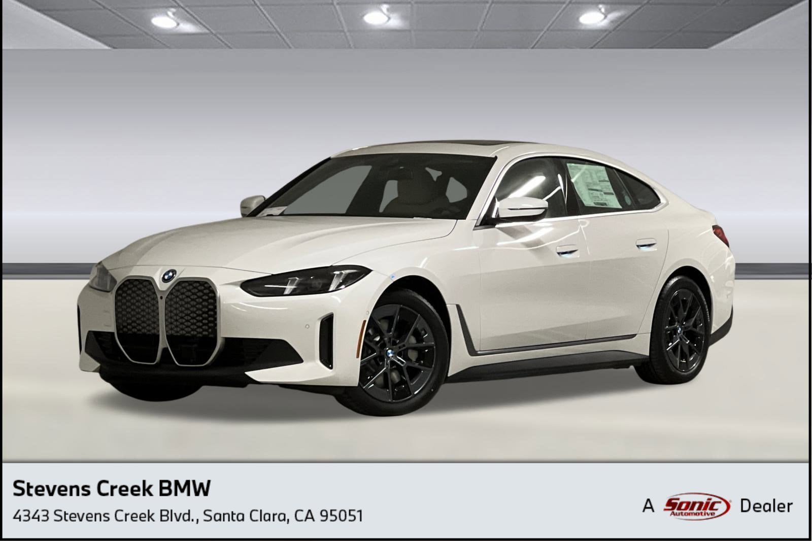 2025 BMW i4 40's photo