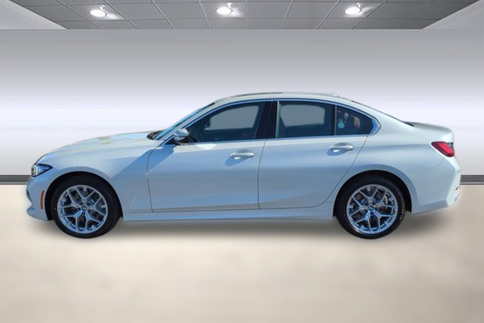 2025 Bmw 330i xDrive Sedan photo 2