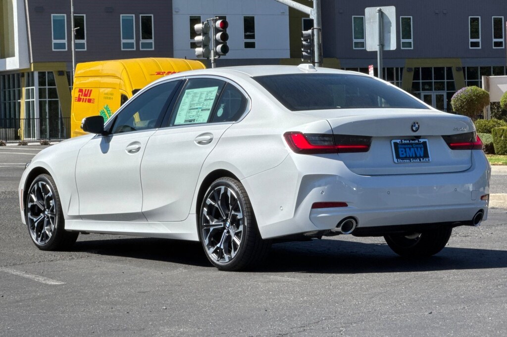 New 2026 BMW 330i Sedan