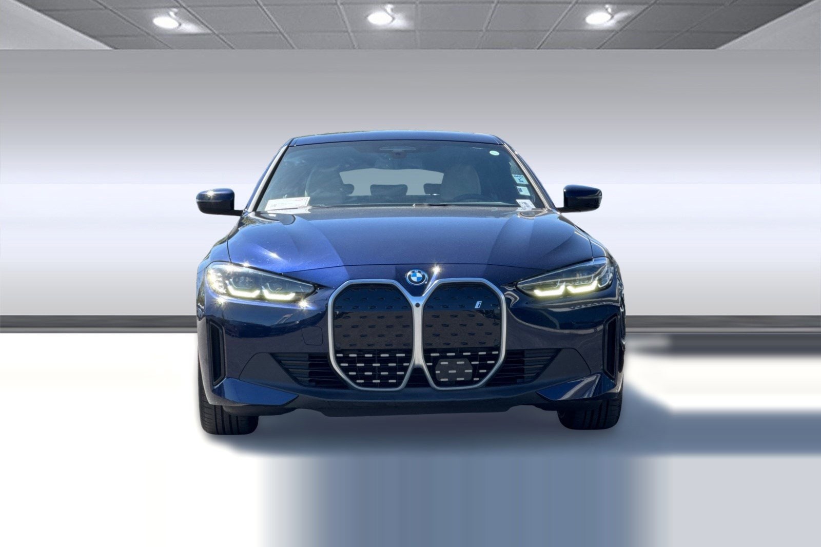 2023 BMW i4 eDrive35 photo 5
