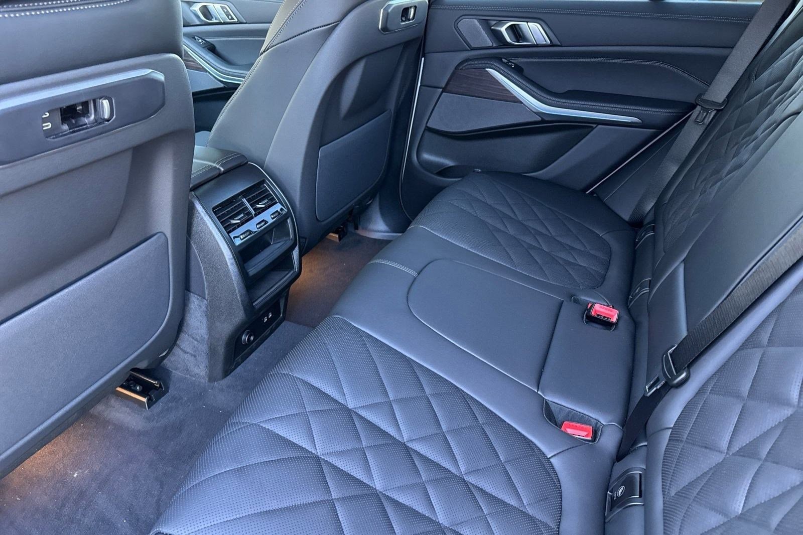 2026 BMW X5 50e - Photo 21