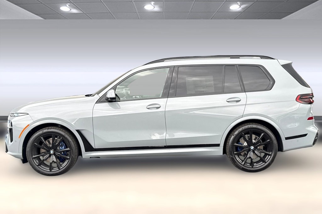 New 2026 BMW X7 xDrive40i SUV