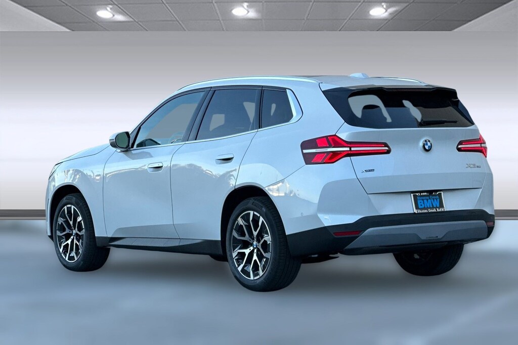 New 2026 BMW X3 30 xDrive SUV