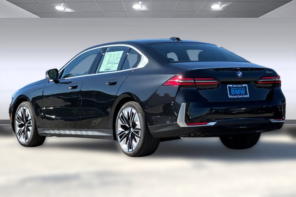 New 2026 BMW 530i Sedan