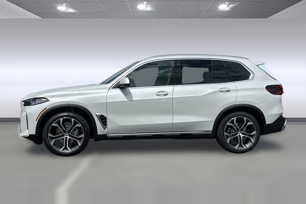 New 2026 BMW X5 xDrive40i SUV