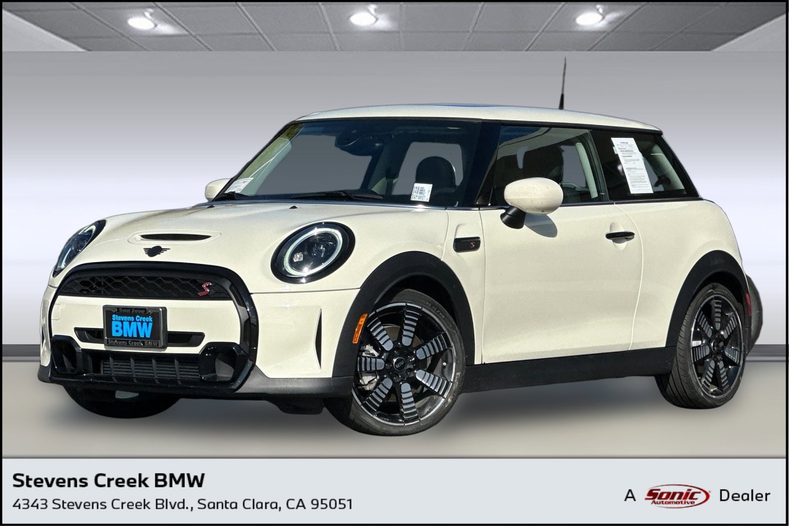 2023 MINI 3 Door