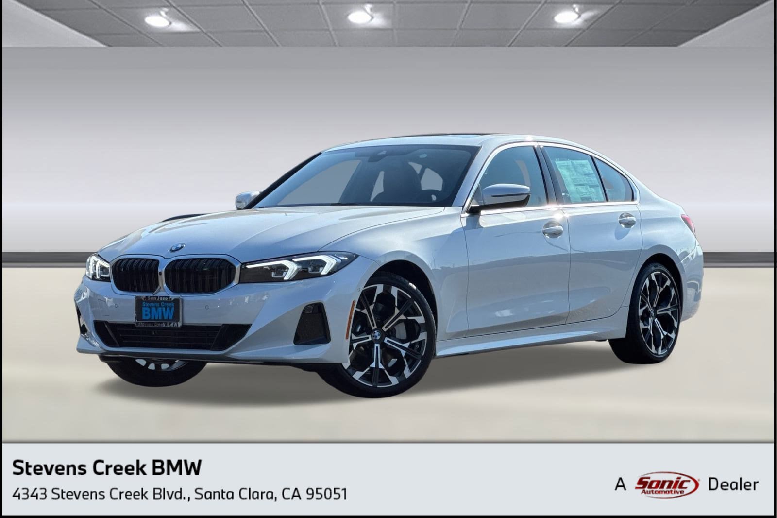 2025 BMW 3 Series 330i's photo