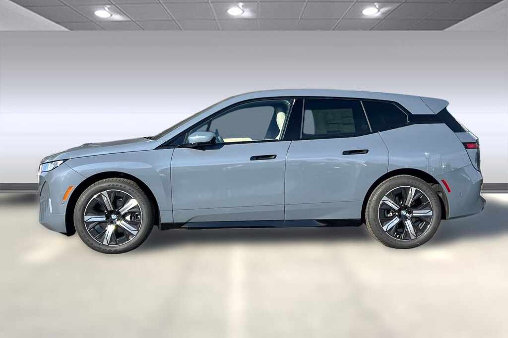New 2026 BMW iX xDrive60 SUV