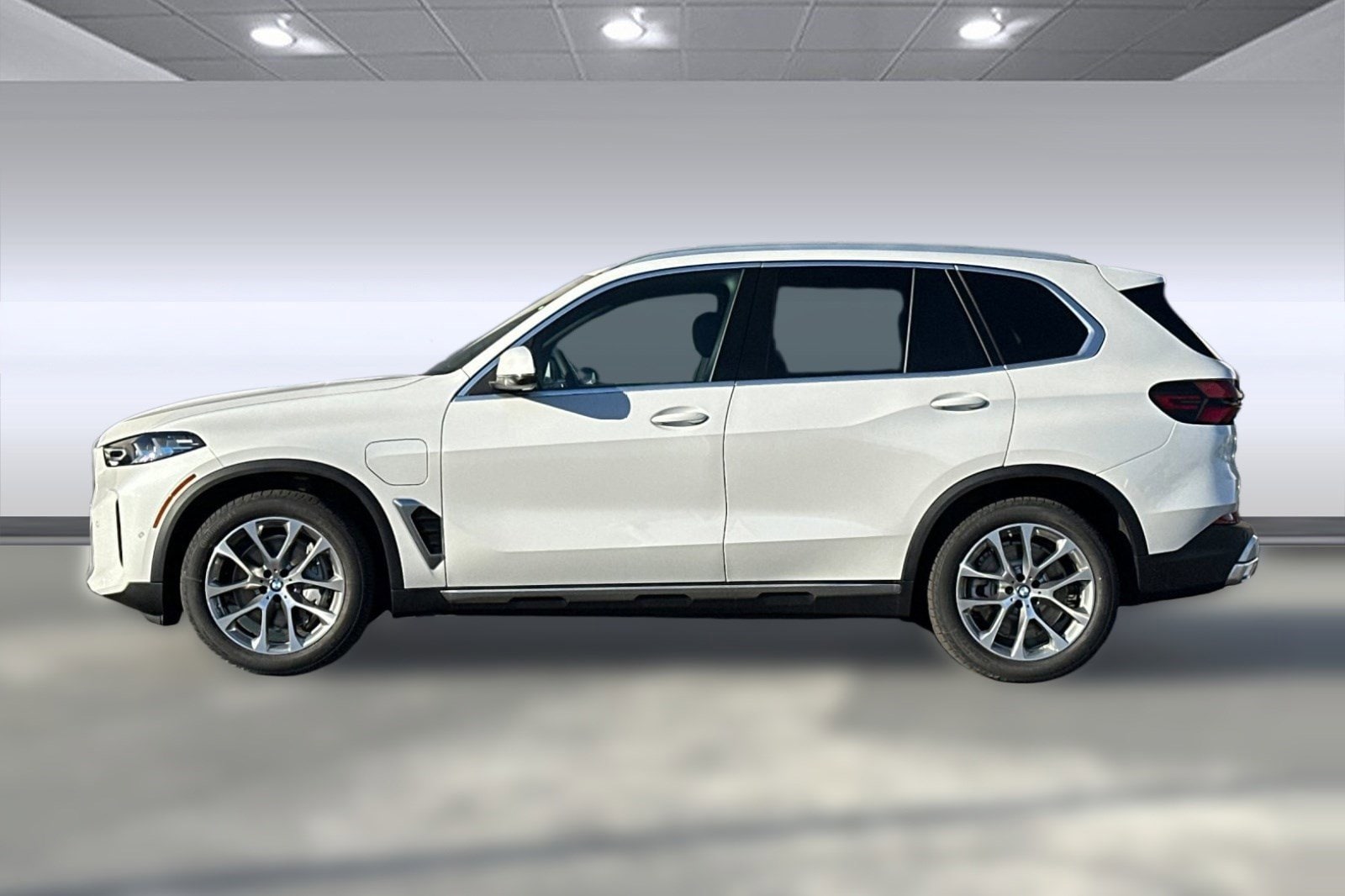 2026 BMW X5 50e