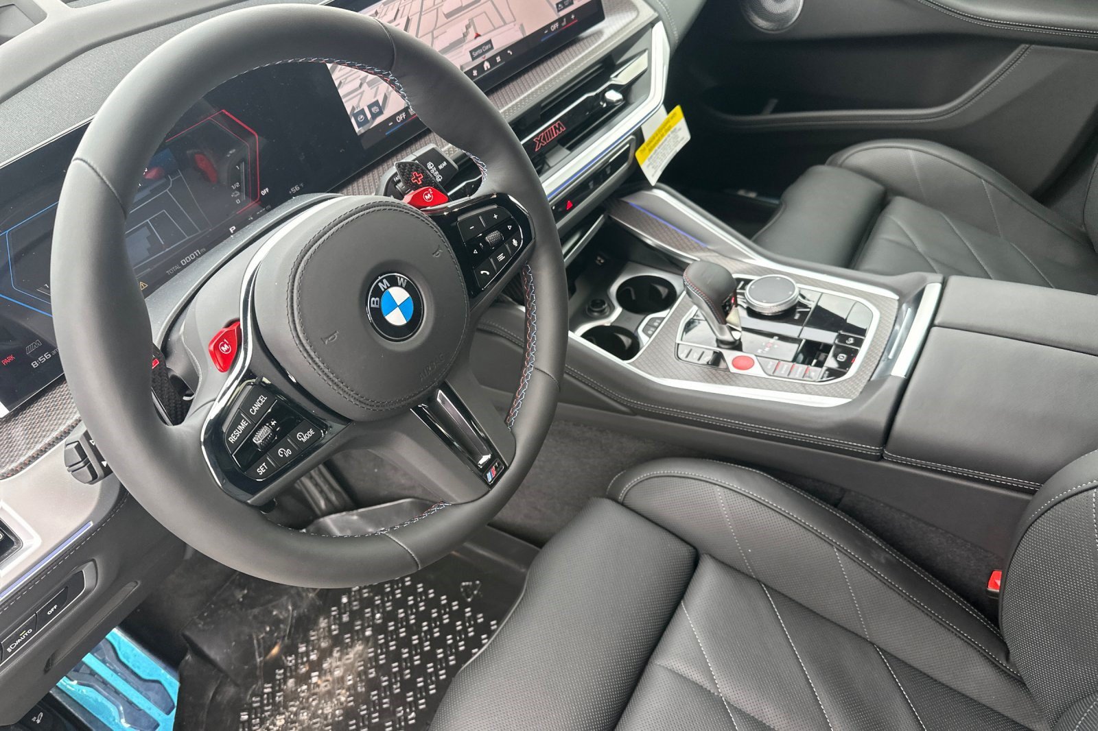 XM Label SUV