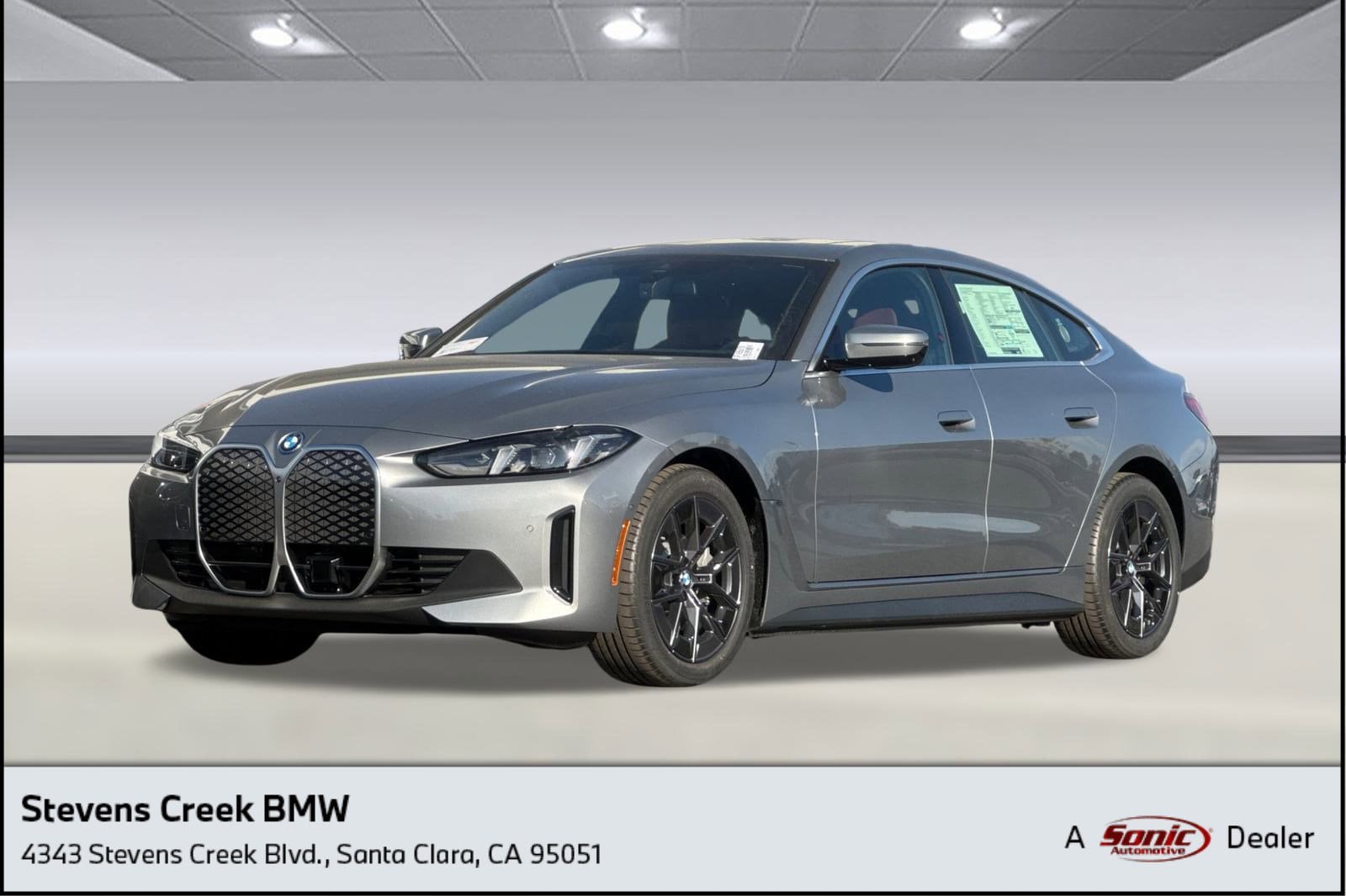 2025 BMW i4 40's photo