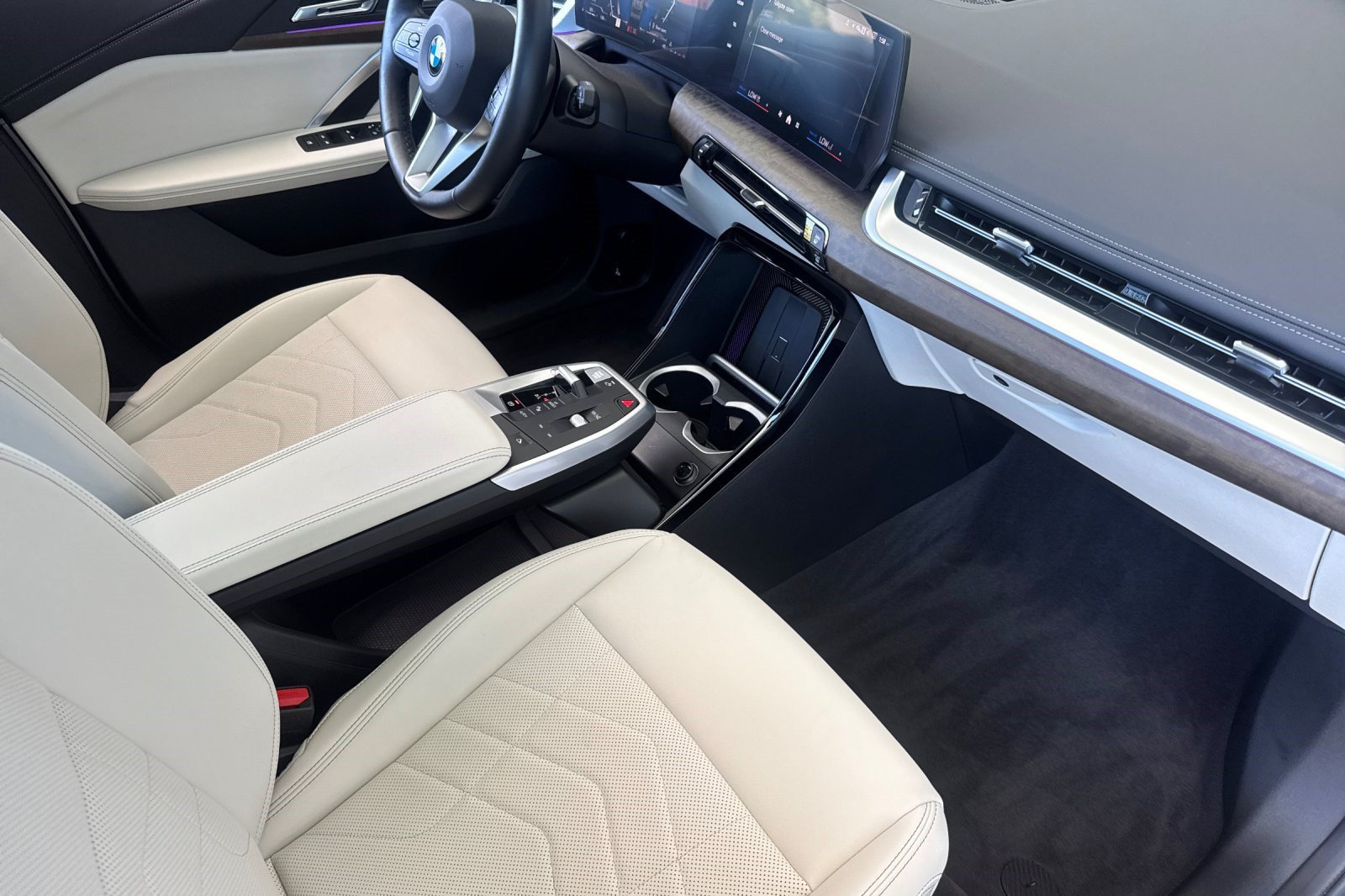 2026 BMW X1 28i - Photo 31