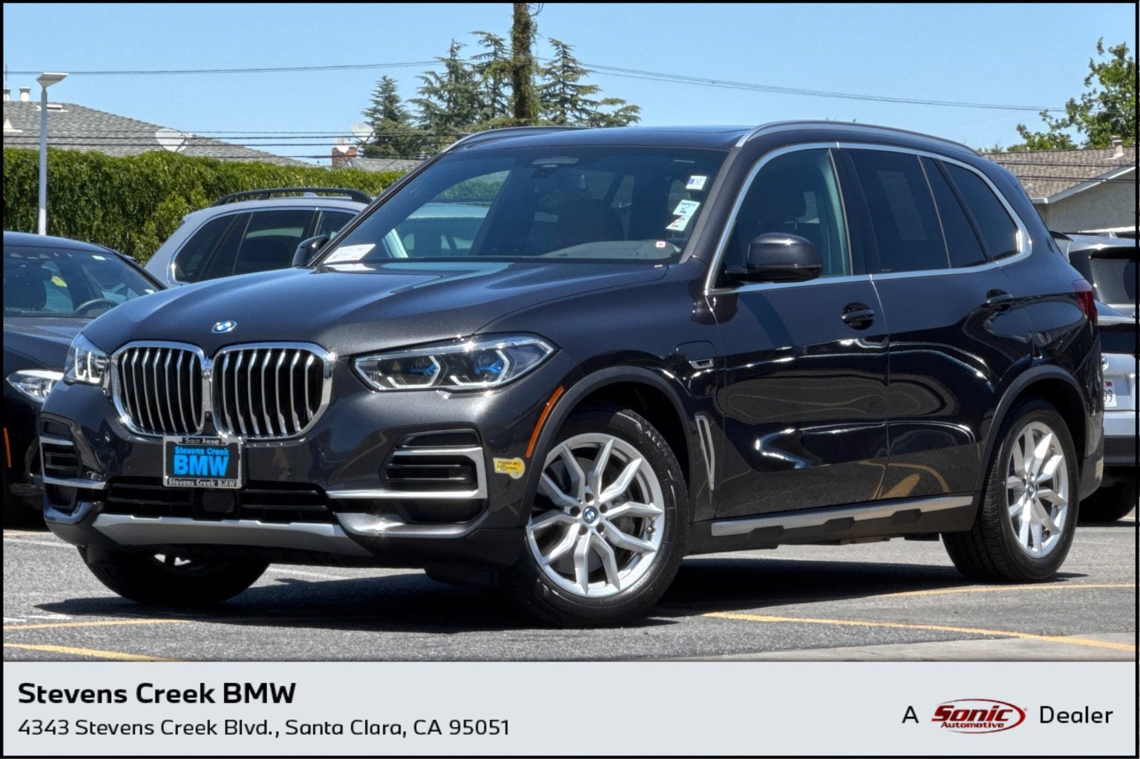 2023 BMW X5 xDrive45e's photo