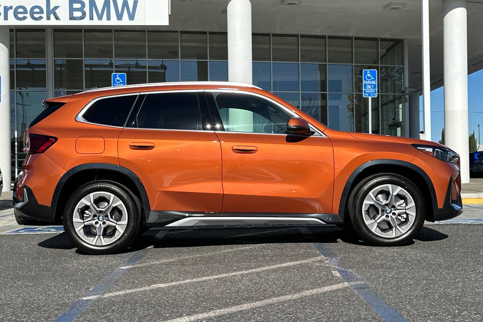 2025 Bmw X1 XDrive28i photo 4