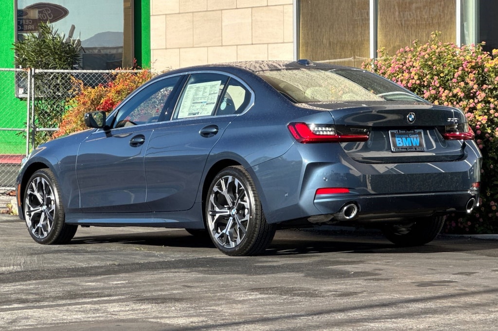 New 2026 BMW 330i Sedan