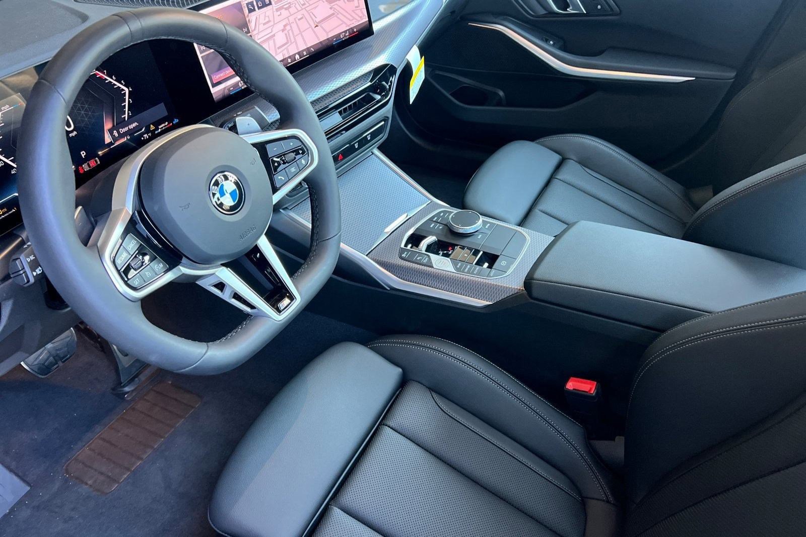 2025 Bmw 330i xDrive Sedan photo 4