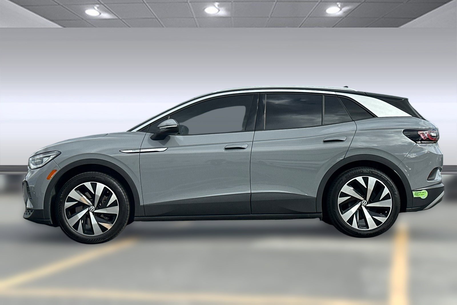 2022 Volkswagen ID.4 Pro S Gradient photo 2