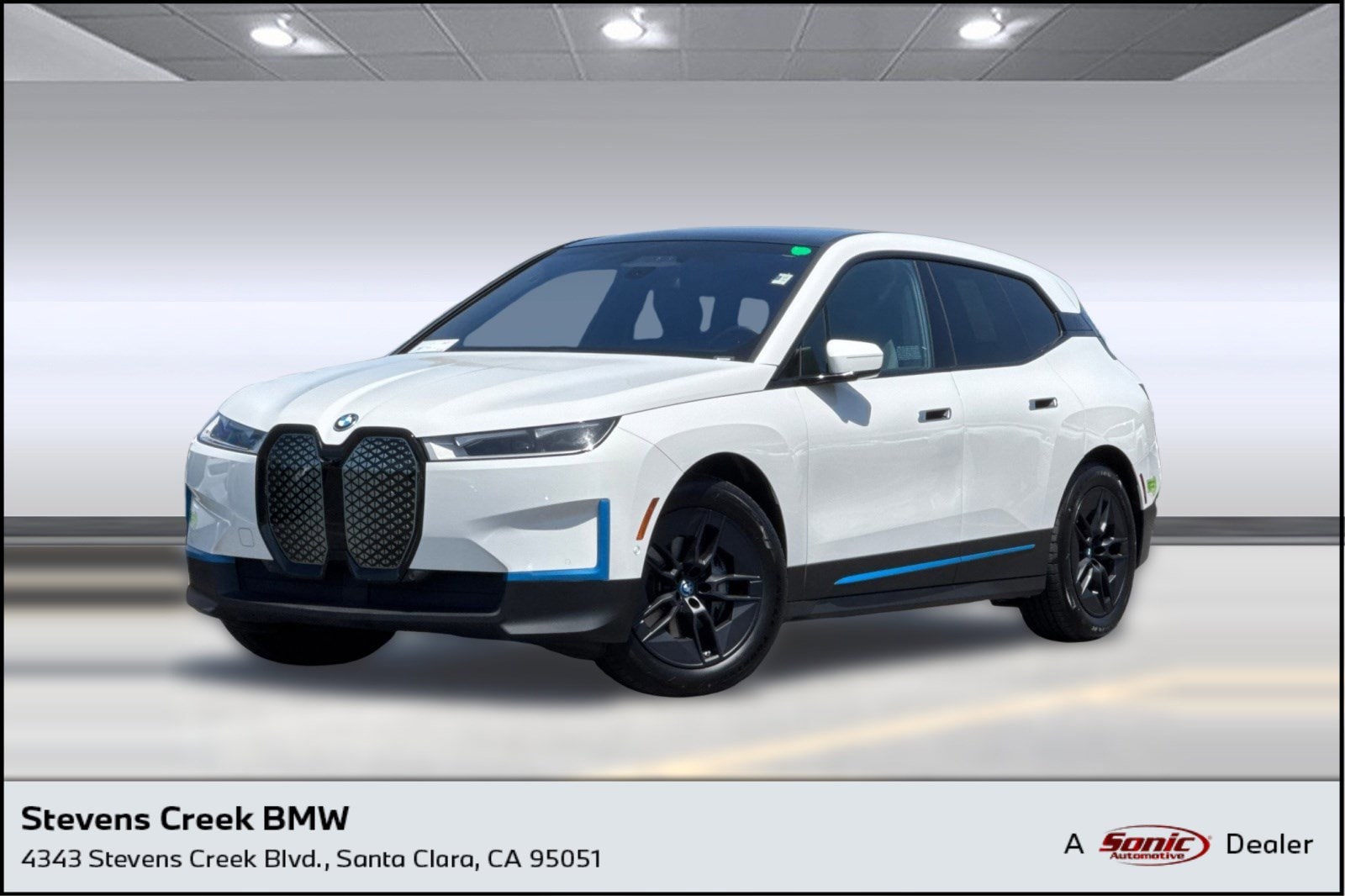 2023 BMW iX xDrive50's photo