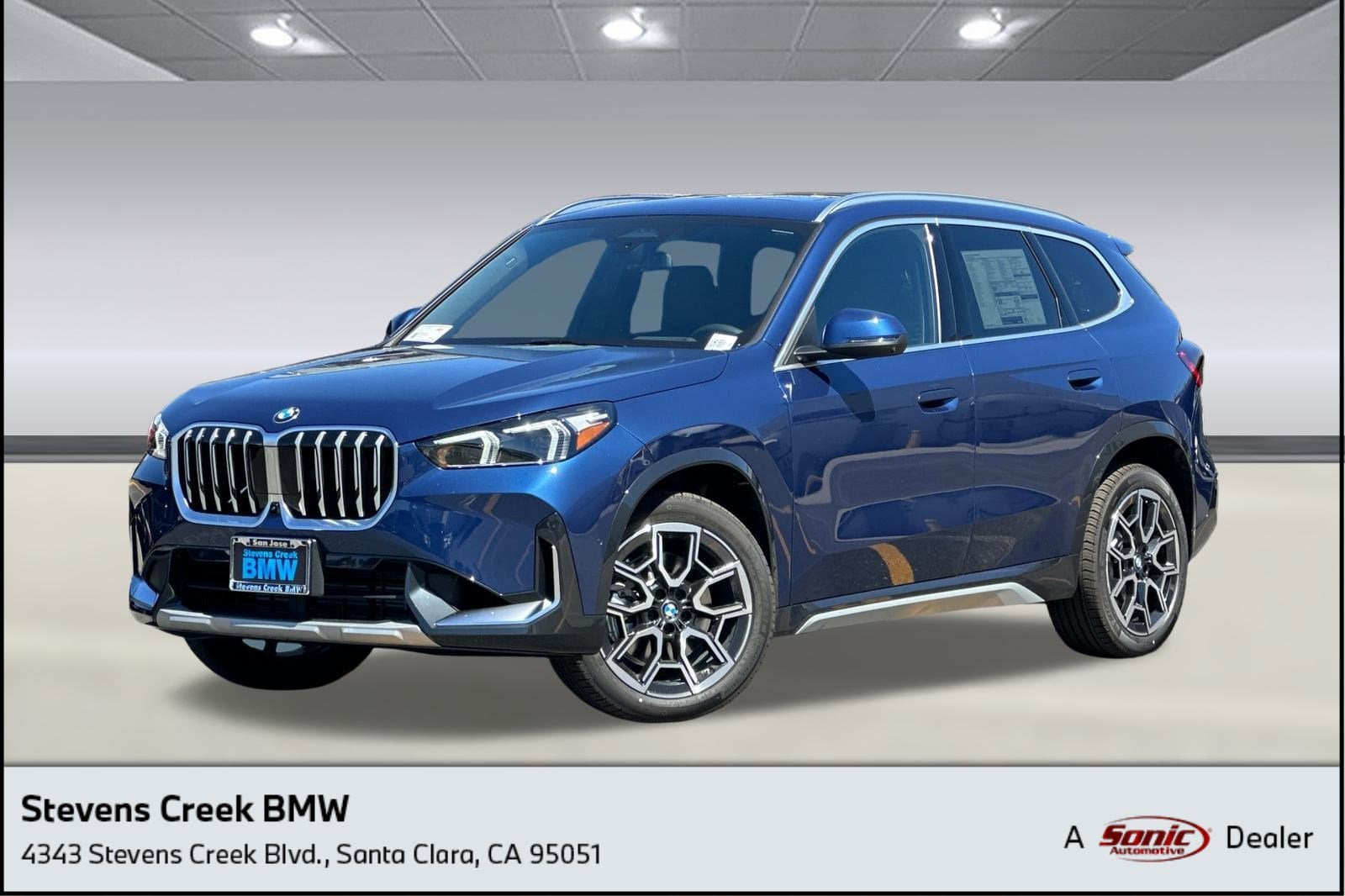2025 BMW X1 28i's photo