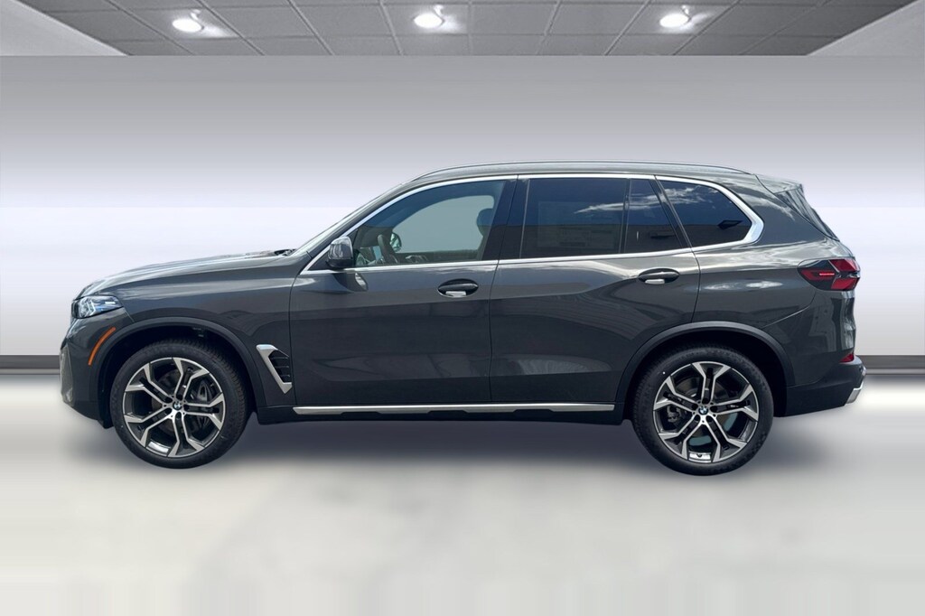 New 2026 BMW X5 xDrive40i SUV