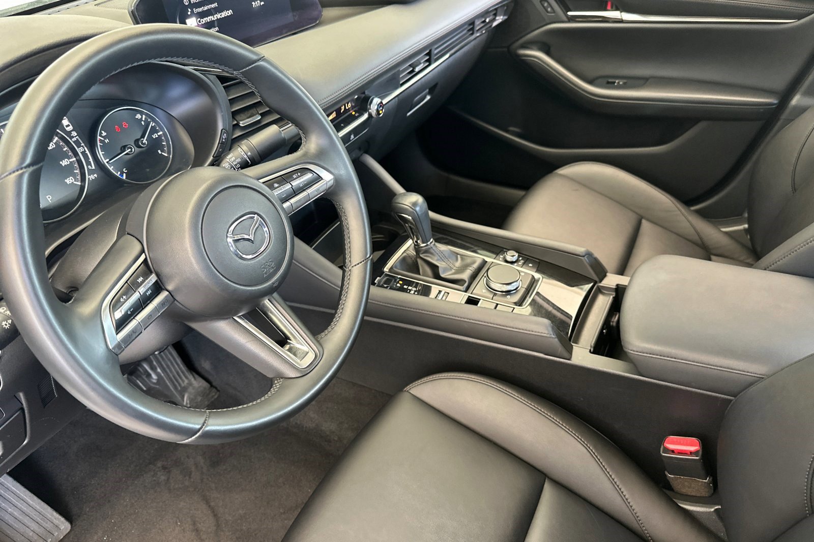 2019 Mazda Mazda3 Select photo 4