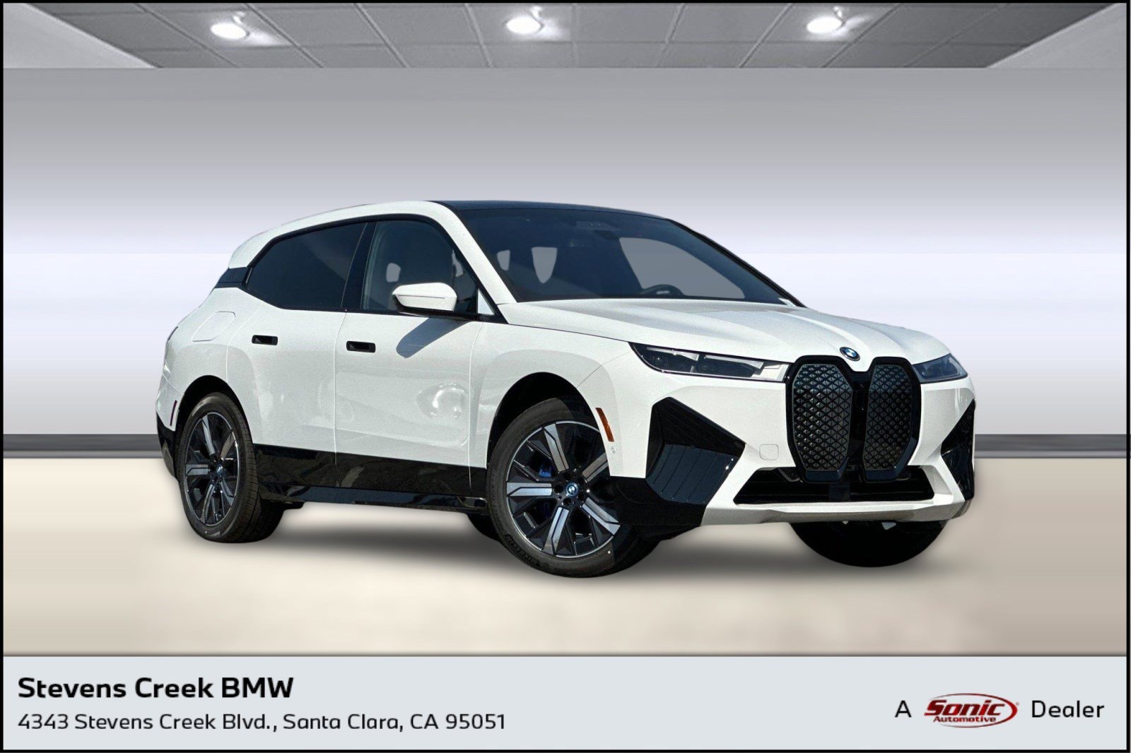 2025 BMW iX xDrive50's photo