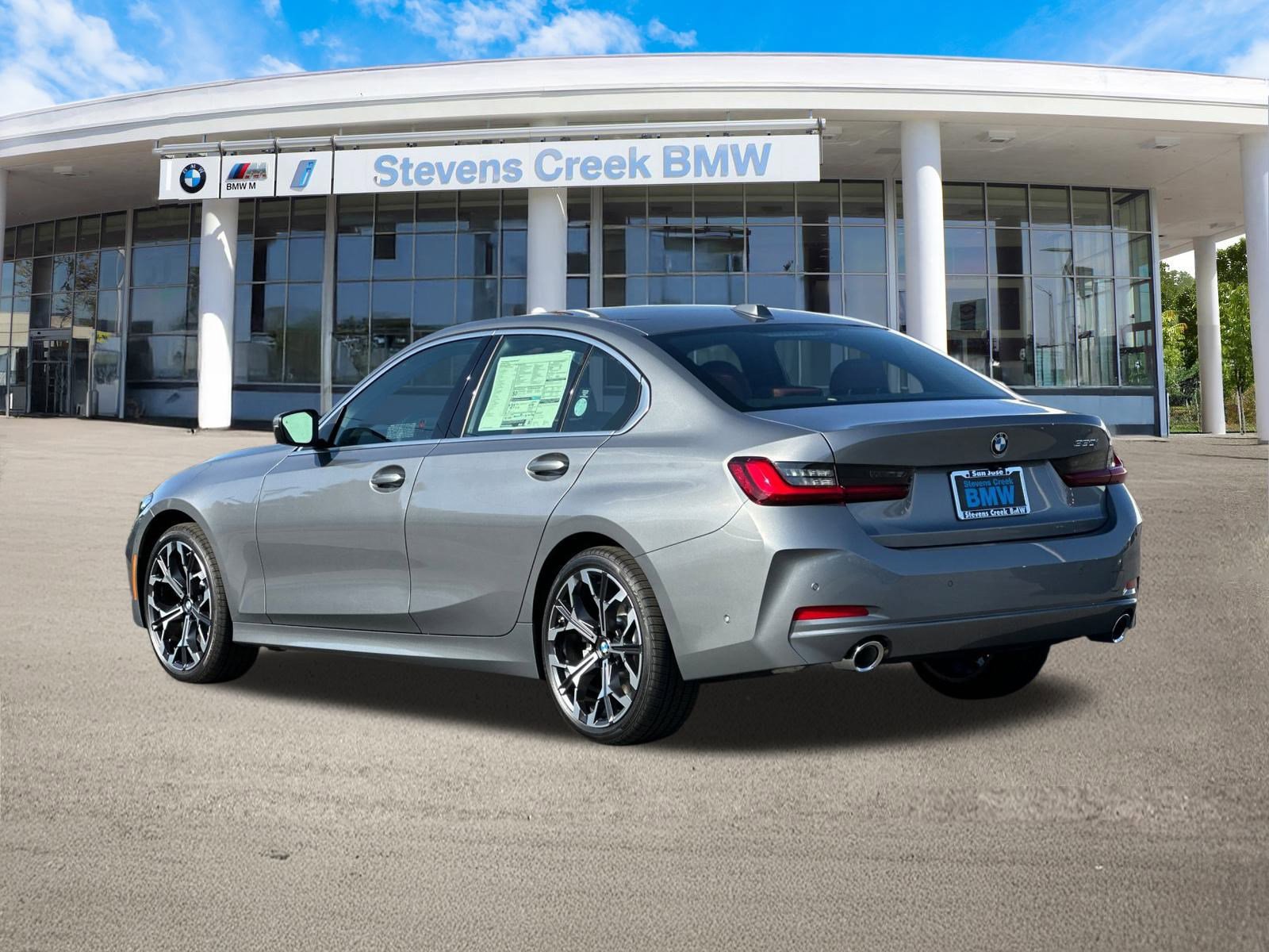 2025 Bmw 330i Sedan photo 3