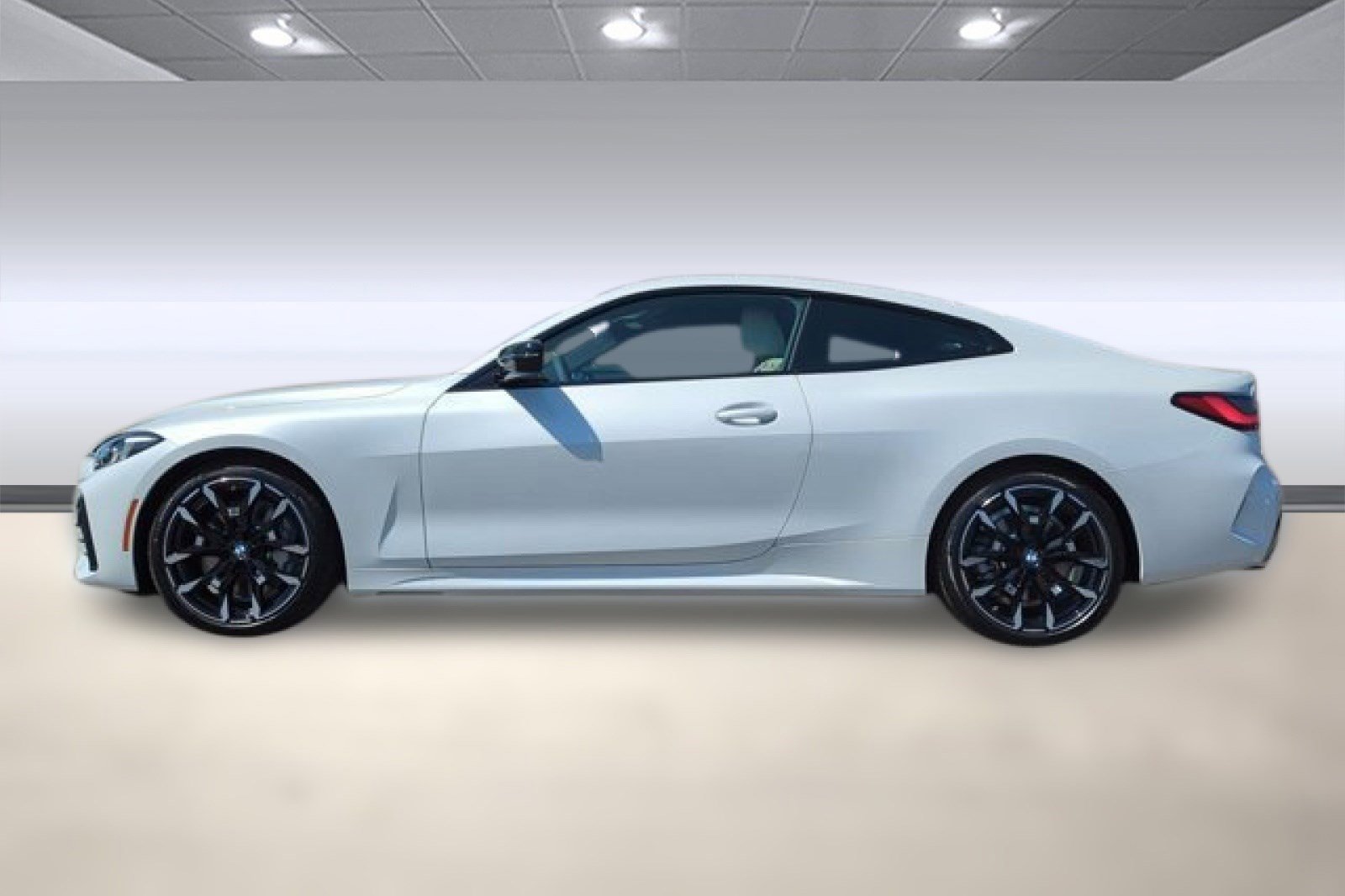2025 Bmw 430i Coupe photo 2