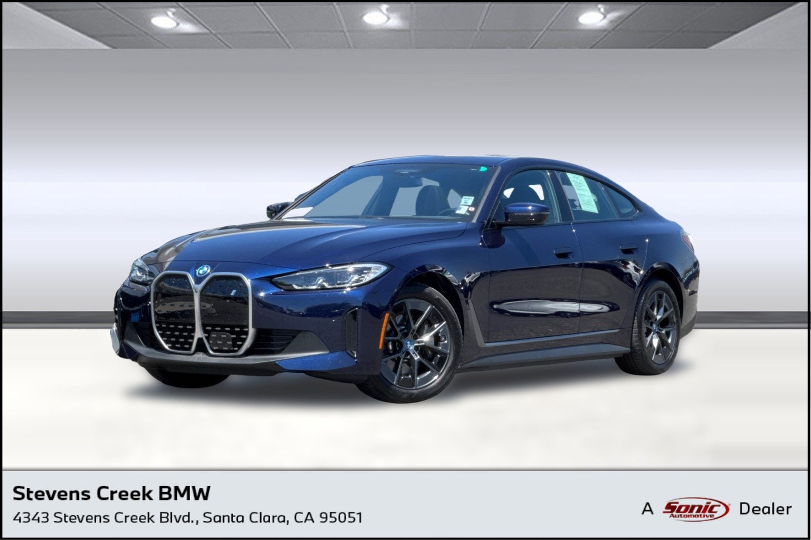 2023 BMW i4 eDrive35's photo