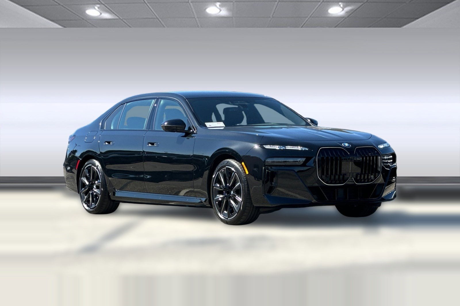 2026 BMW 7 Series 750e - Photo 7