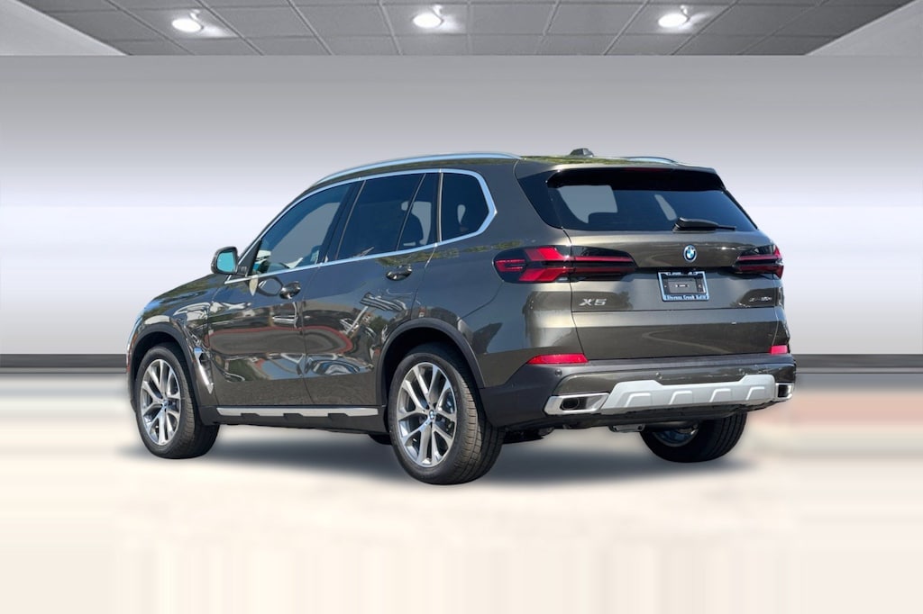 New 2026 BMW X5 PHEV xDrive50e SUV
