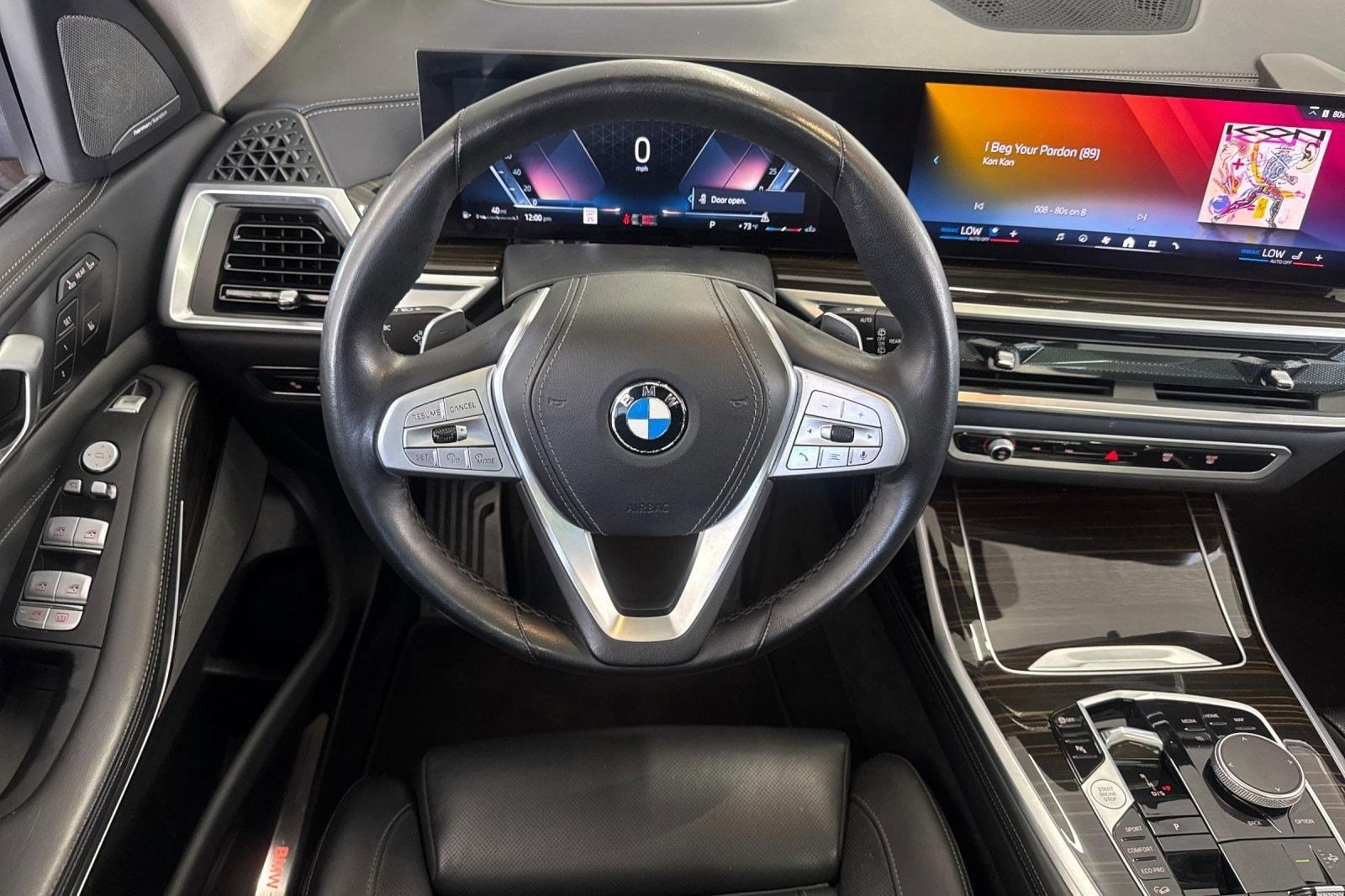2025 BMW X7 40i - Photo 27