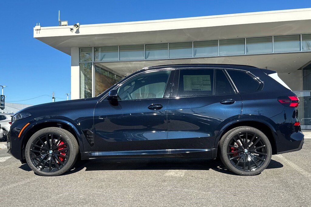 New 2026 BMW X5 xDrive40i SUV