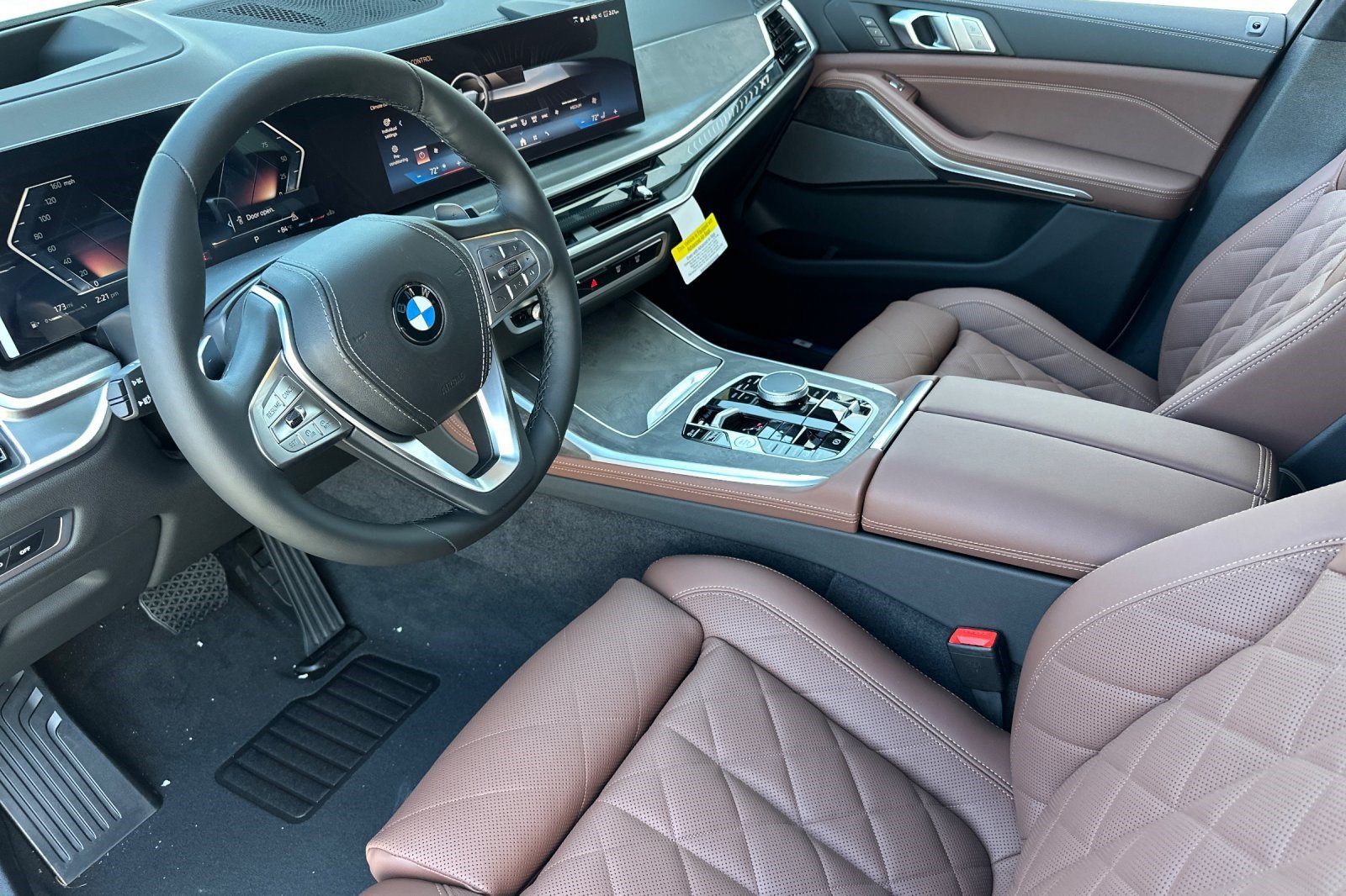 New 2027 BMW X7 xDrive40i SUV