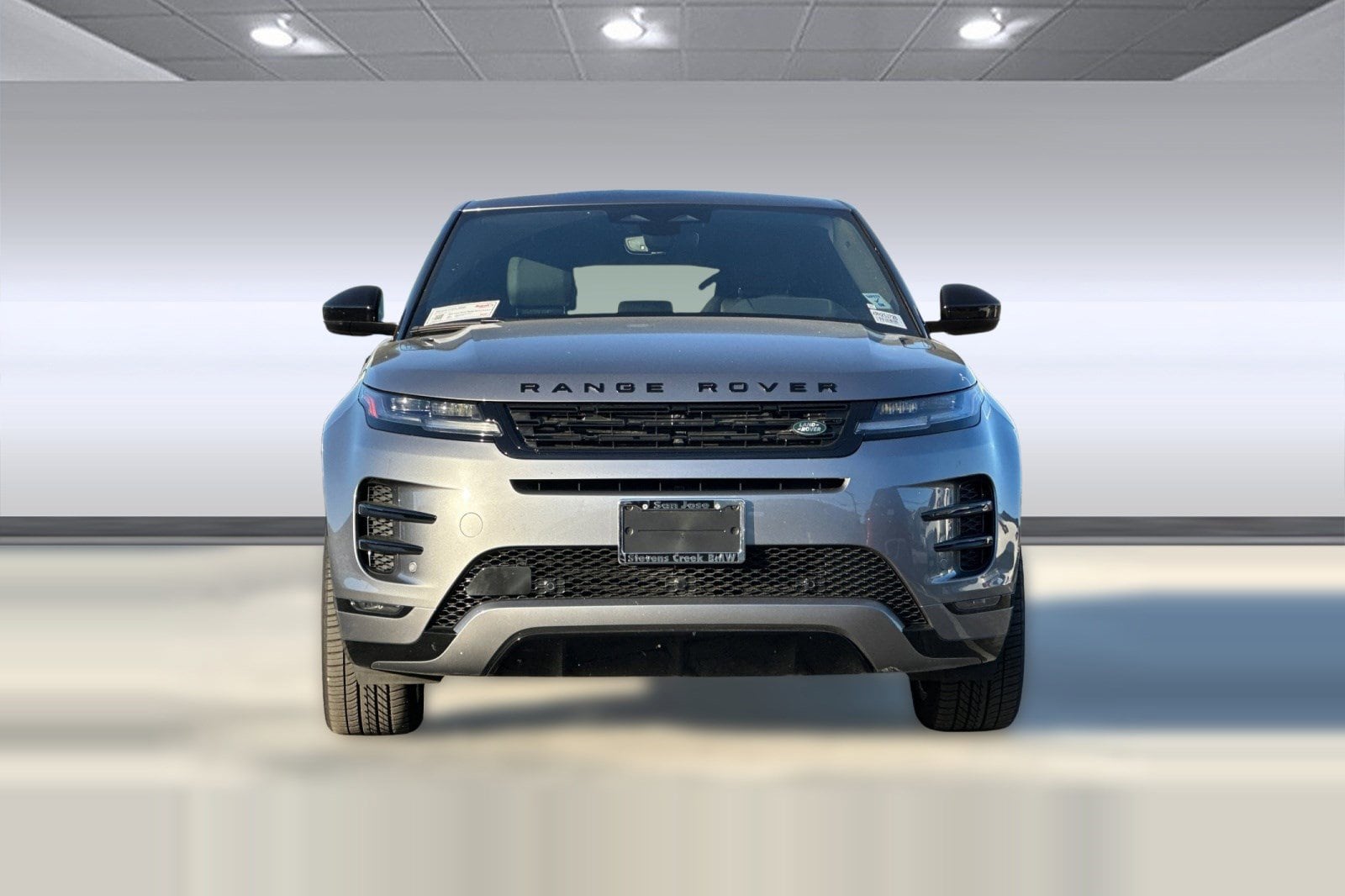 2024 Land Rover Range Rover Evoque Dynamic SE photo 5