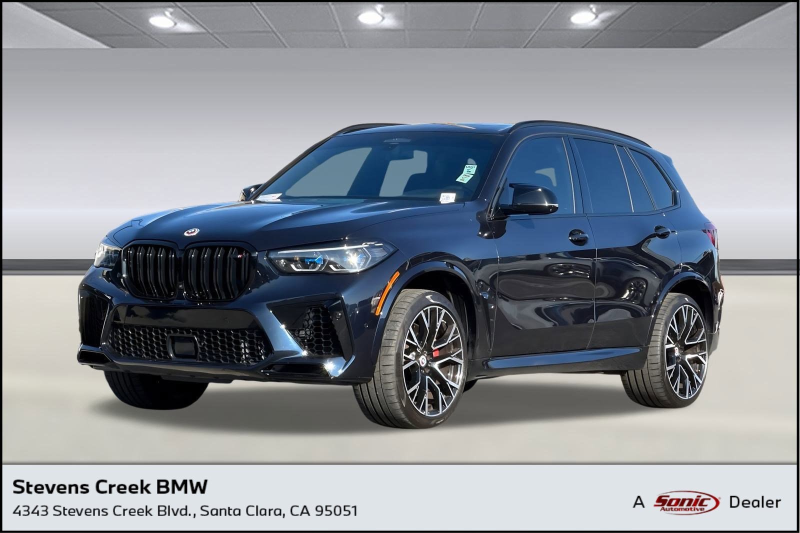2022 BMW X5 M SUV 