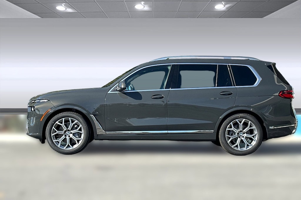 New 2026 BMW X7 xDrive40i SUV