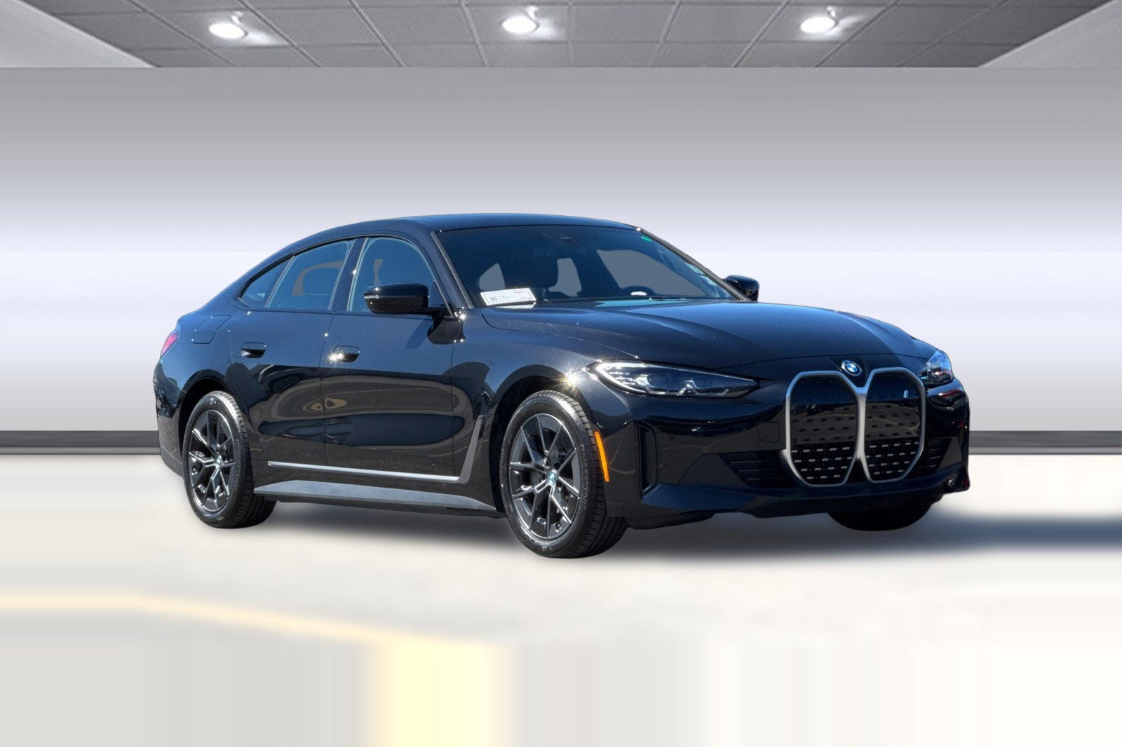 2023 BMW i4 eDrive35 photo 5