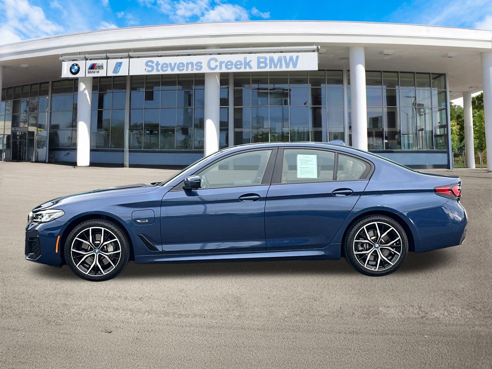 2022 Bmw 530e photo 2