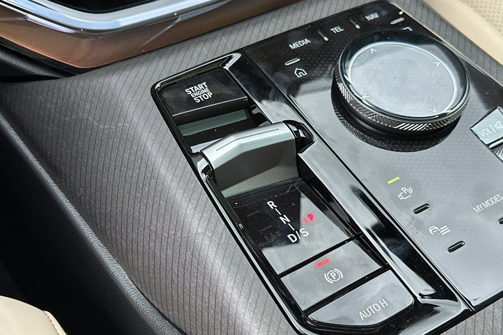 2026 BMW X3 30 - Photo 18