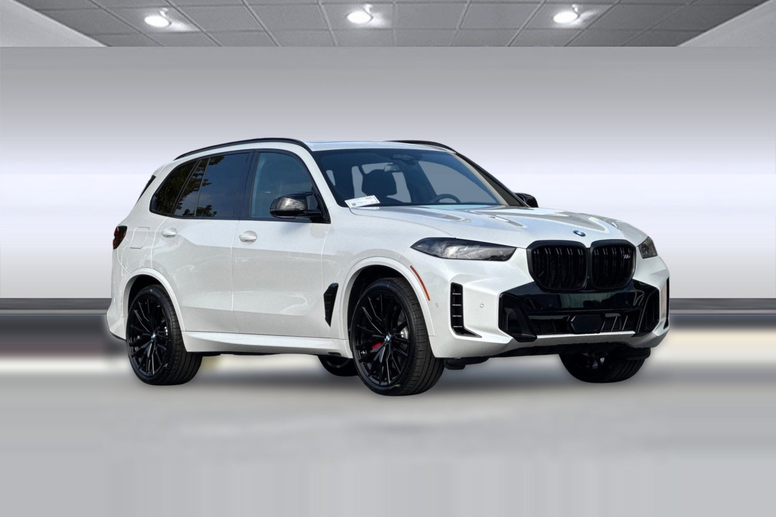 2026 BMW X5 M60i - Photo 6