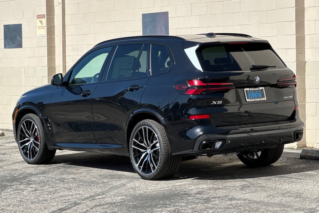 New 2026 BMW X5 xDrive40i SUV