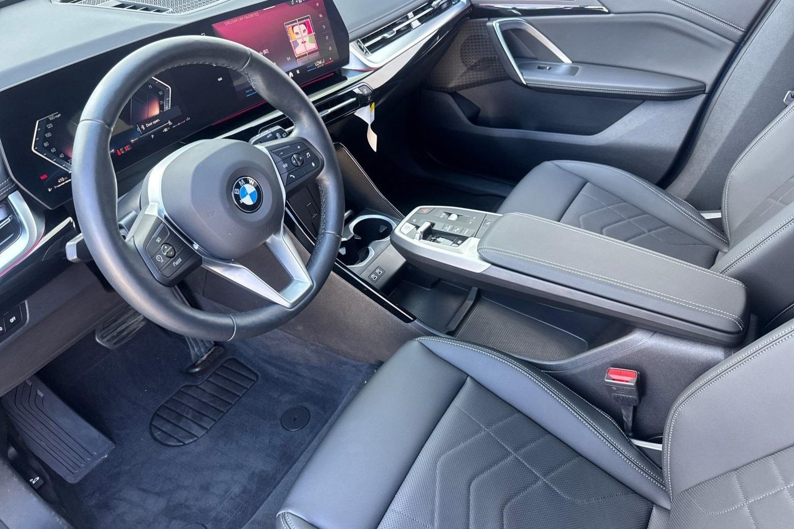 2025 BMW X1 28i - Photo 4